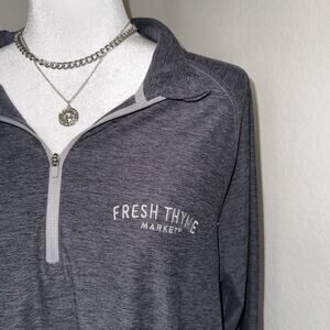 Fresh Thyme Market Employee Shirt Unisex Large Gray Stretch Quarter Zip